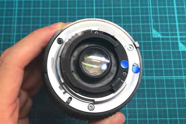 ニコン Nikon AF NIKKOR 20mm F2.8 D 前玉・後玉の分解方法 | リペア 